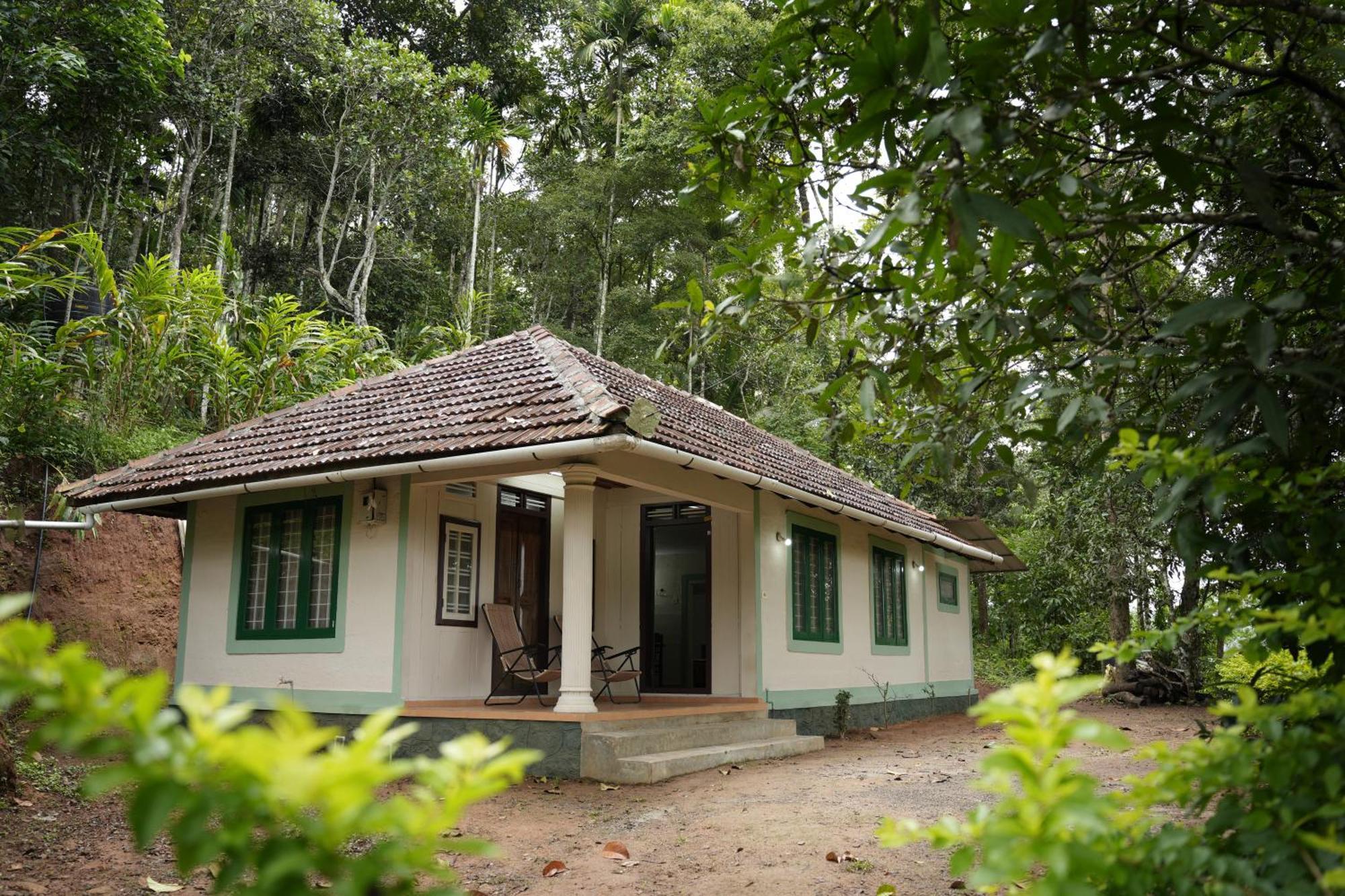 Coffee Camp Home Stay With Tree House Kattappana Exterior photo